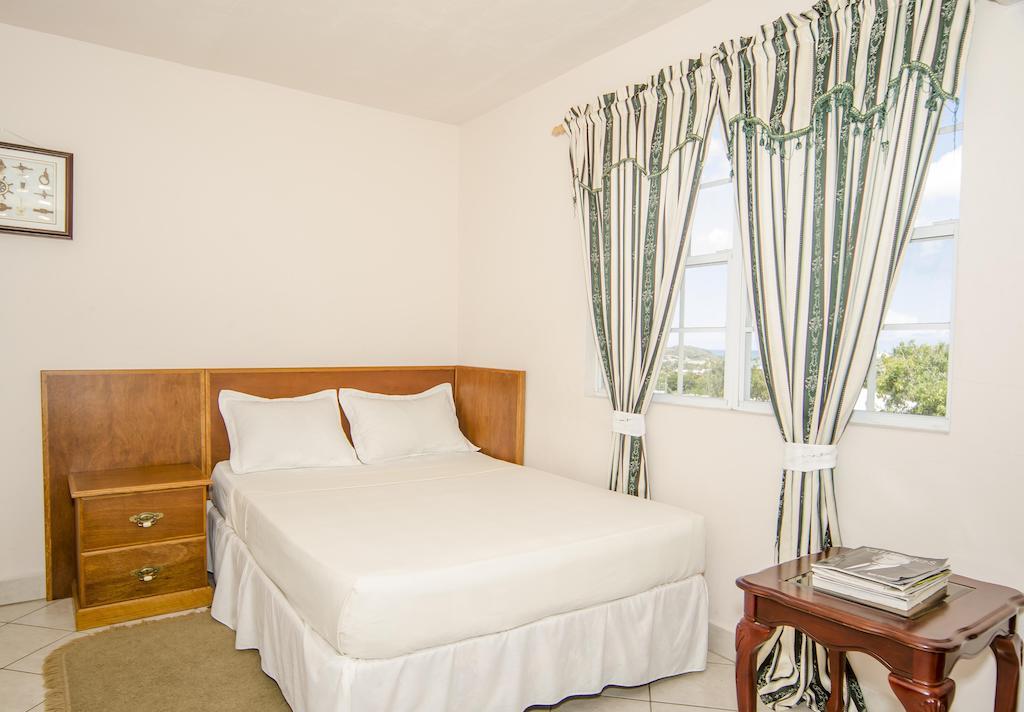 Caribbean Inn And Suites St. John's Kamer foto